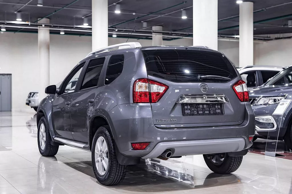 Купить Terrano с пробегом
