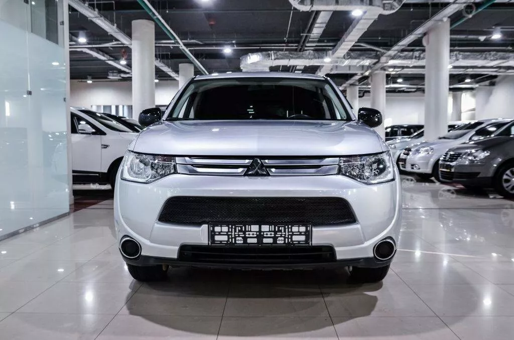 Купить Outlander с пробегом