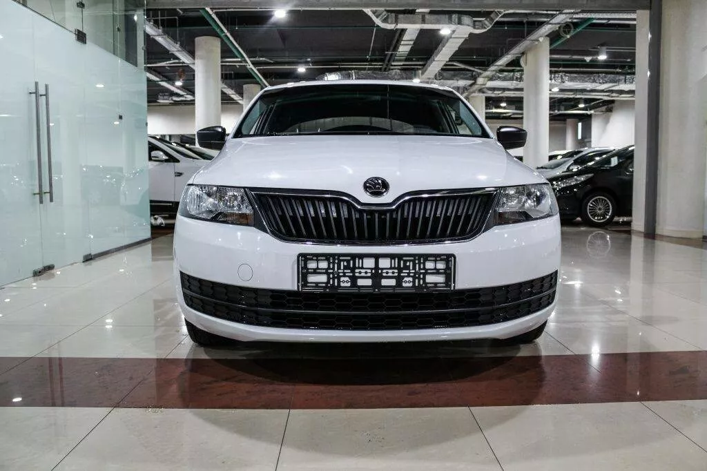 Купить Rapid с пробегом